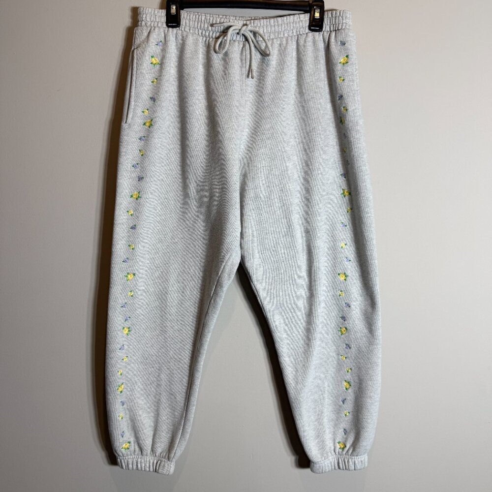 PINK Victoria's Secret Floral Embroidered Fleece Jogger Sweatpants Women's Large - Picture 5 of 11